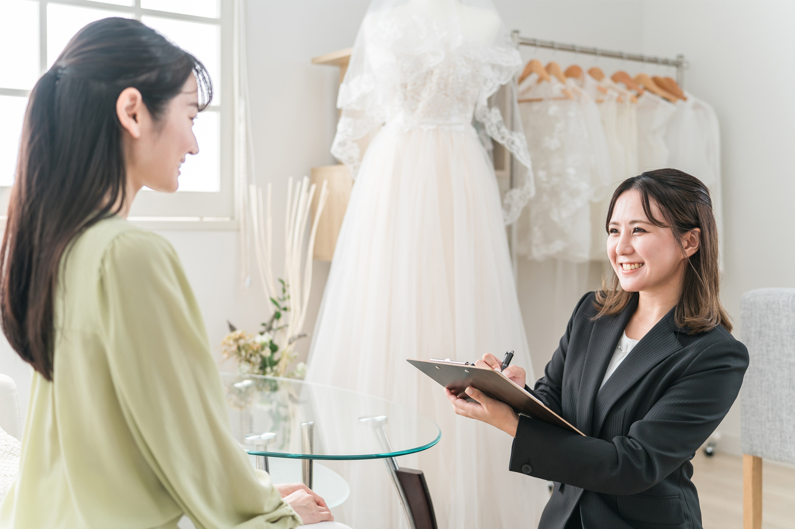 ドレススタイリスト 写真