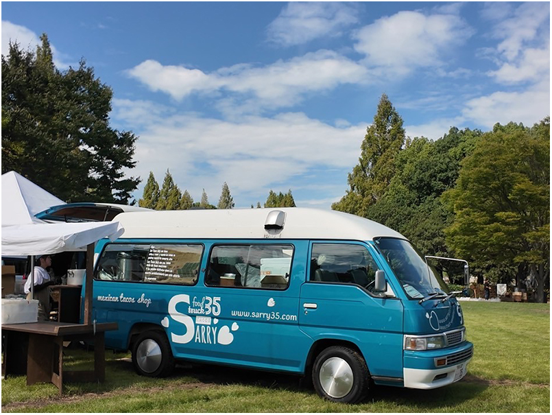 テントウェディング